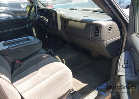 2004 Chevrolet Silverado 1500 Z71 из США, поврежденный, VIN 1GCEK19T44E372694